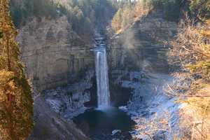 "Taughannock with Ice"
