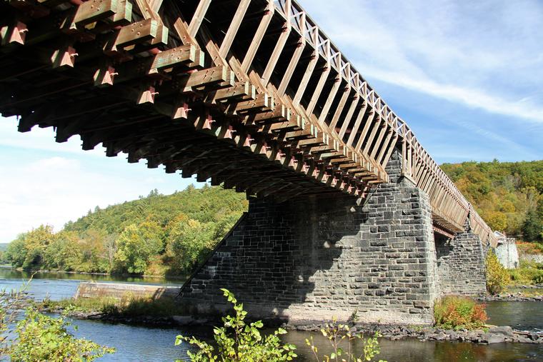 Roebling's Delaware Aqueduct photo